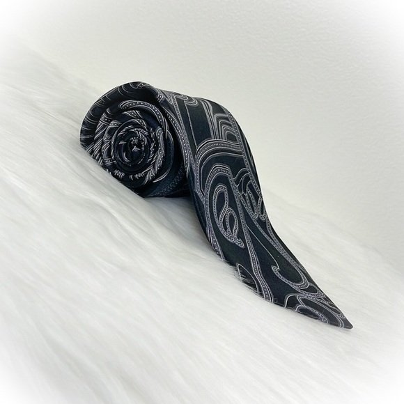 💕Very Handsome Black & White Mens Silk Tie💕 - Picture 9 of 12